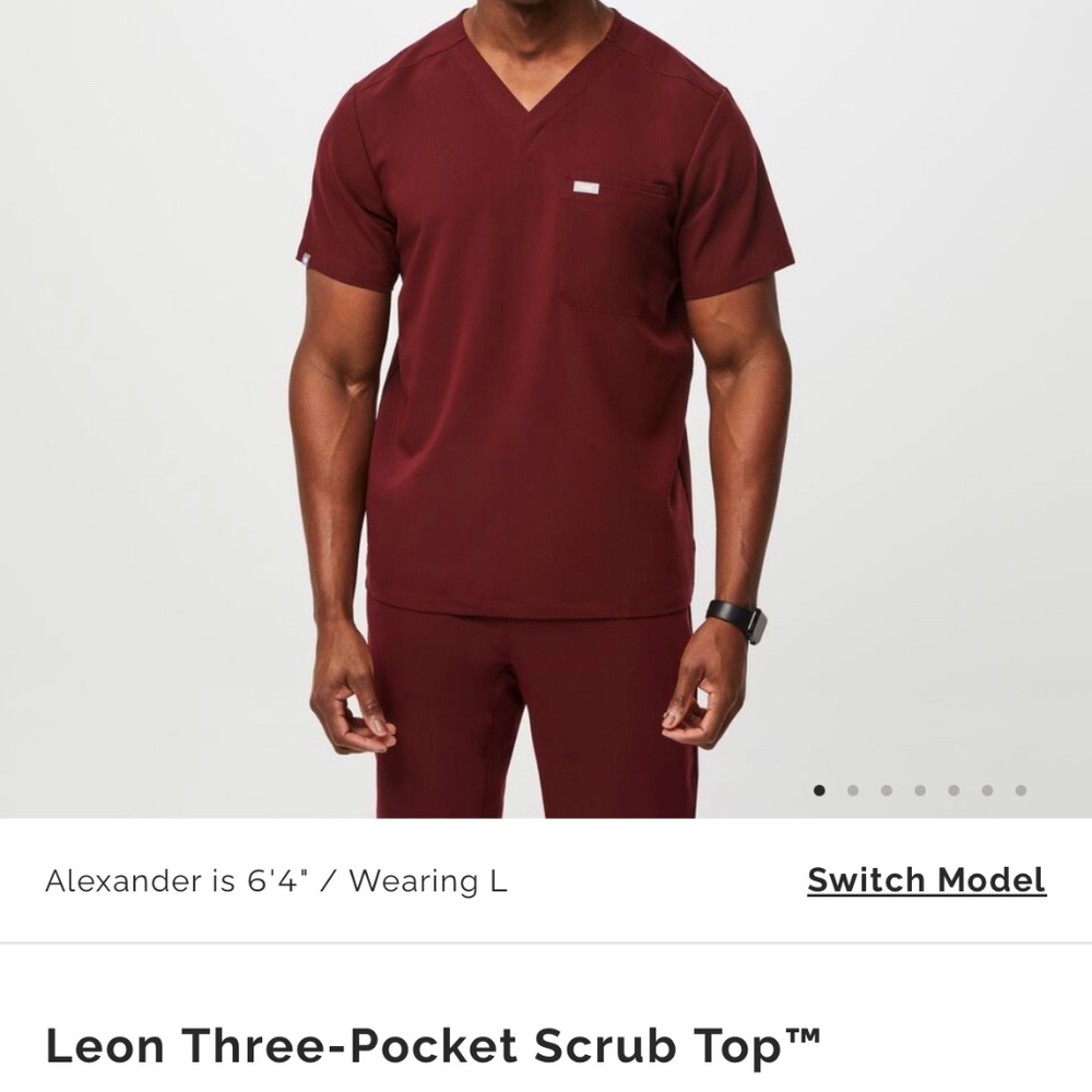 Figs Men's Large Leon Three Pocket Scrub Top Burgundy